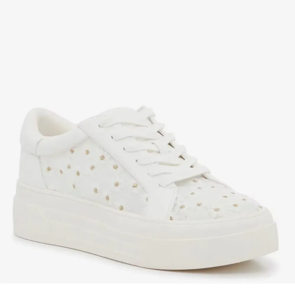 Jessica Simpson Cherello Platform Sneaker